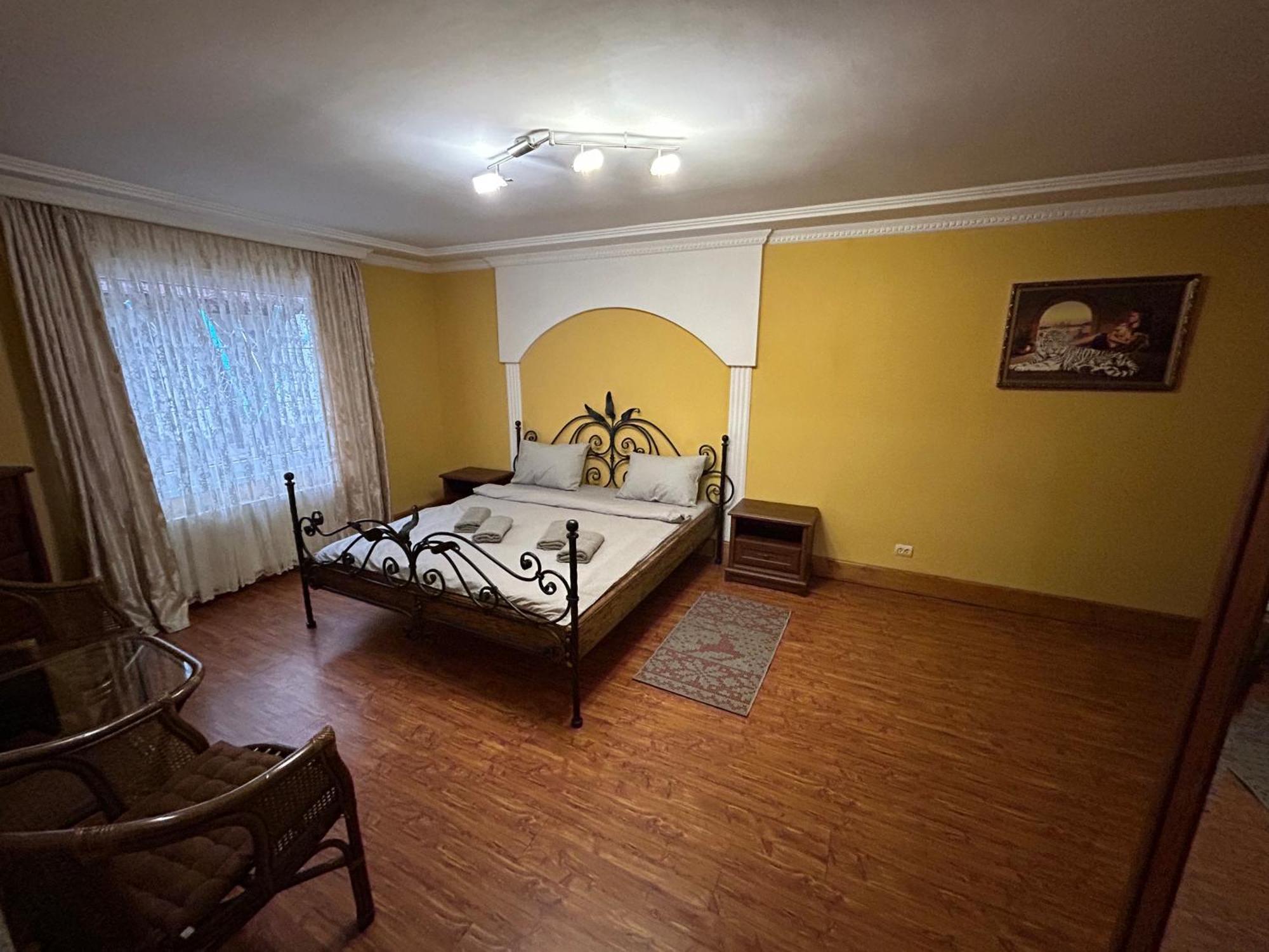Любе Hotel Яблуниця Екстериор снимка