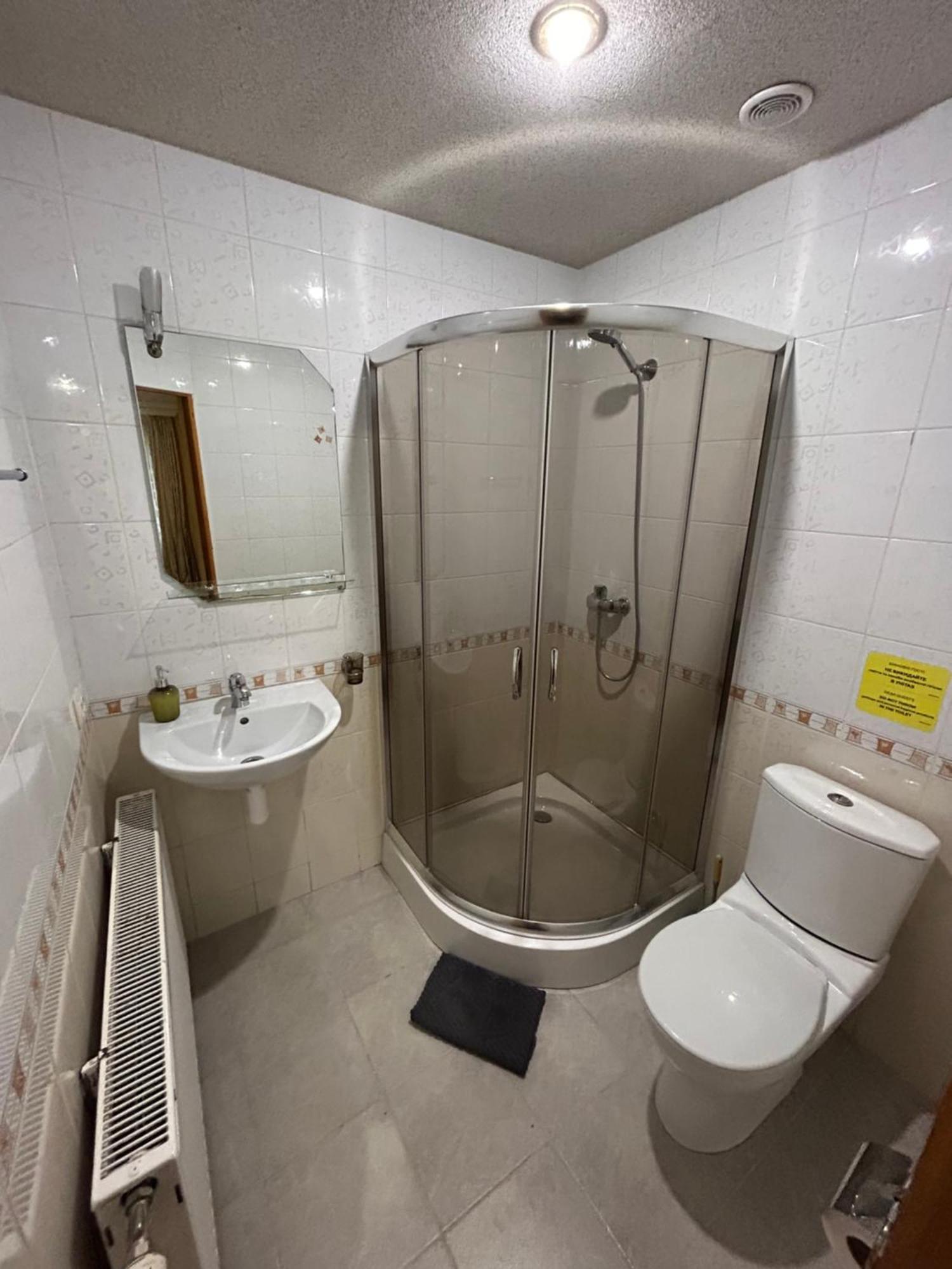 Любе Hotel Яблуниця Екстериор снимка