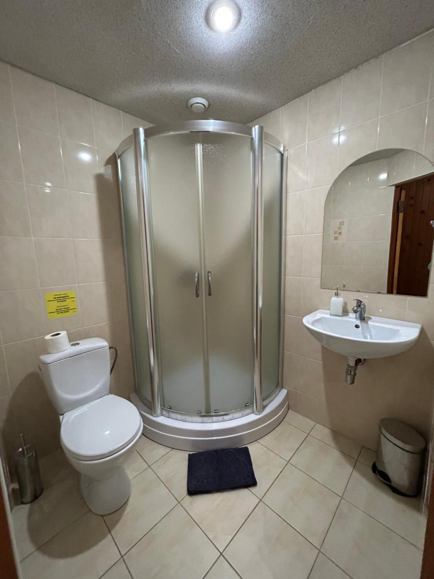 Любе Hotel Яблуниця Екстериор снимка